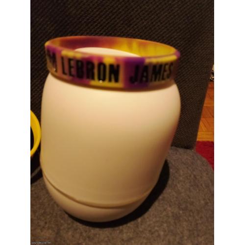 Lebron James silikonska narukvica NBA