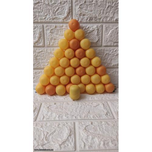 37 Kinder jaja (praznih)